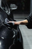 Een Streeploos Droge Auto met de VCTdetailing Microvezel Droogdoek - VCTparts.nl