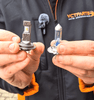 Geel Halogeen vs. LED Wit Licht – Wat is Beter voor Jouw Auto? - VCTparts.nl