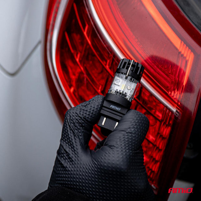 AMiO LED Lamp LumiTec 3157 P27/7W 12V FULL CANBUS – Krachtige Witte LED Vervanger (1 stuk)