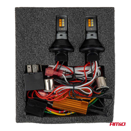 AMiO DRL 2in1 BA15S Wit en amber in gebruik