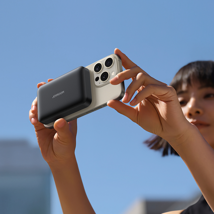 Joyroom JR-W020 20W 10000mAh MagSafe Power Bank + USB-C Kabel - Zwart