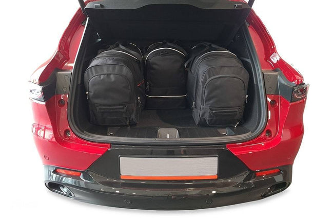 Kjust Kjust Reistassenset voor Alfa Romeo Tonale vanaf 2022 - Set van 4 Tassen met 2 Roltassen 1 Sporttas en 1 Vliegtuigtas Harvest Automotive 2