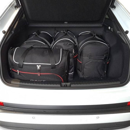 Kjust Kjust Reistassenset voor Audi Q4 Sportback e-tron vanaf 2021 - Set van 5 Tassen met 2 Roltassen 1 Sporttas en 2 Vliegtuigtassen Harvest Automotive 2