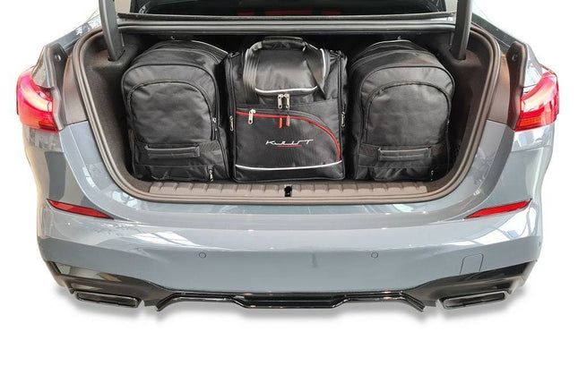 Kjust Kjust Reistassenset voor BMW 2 serie Gran Coupe vanaf 2020 - Set van 4 Tassen met 2 Roltassen 1 Sporttas en 1 Vliegtuigtas Harvest Automotive 1
