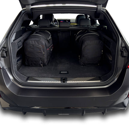 Kjust Kjust Reistassenset voor BMW i5 Touring vanaf 2023 - Set van 5 Tassen met 3 Roltassen en 2 Vliegtuigtassen Harvest Automotive 4