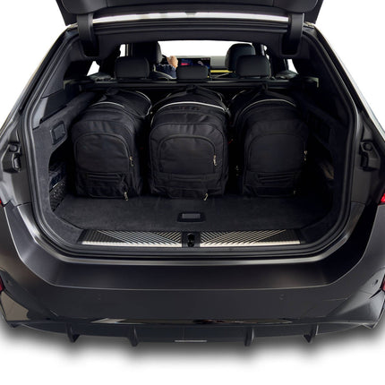 Kjust Kjust Reistassenset voor BMW i5 Touring vanaf 2023 - Set van 5 Tassen met 3 Roltassen en 2 Vliegtuigtassen Harvest Automotive 3