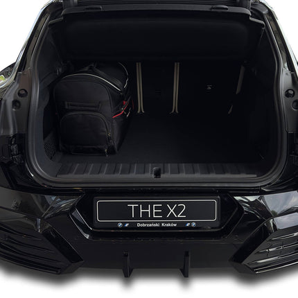 Kjust Kjust Reistassenset voor BMW iX2 vanaf 2023 - Set van 5 Tassen met 3 Roltassen en 2 Vliegtuigtassen Harvest Automotive 5