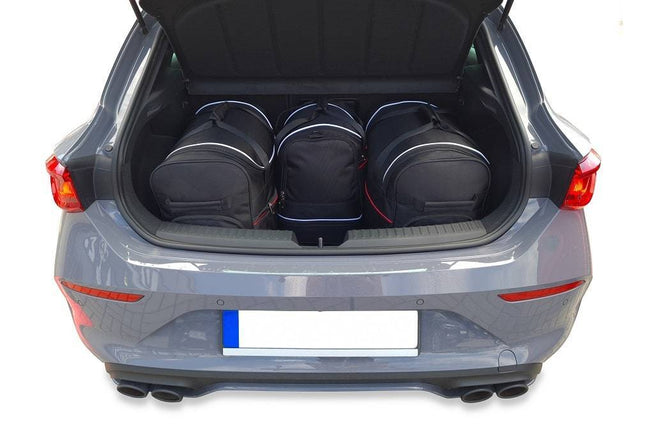 Kjust Kjust Reistassenset voor Cupra Leon 5-deurs 2020-2024 - Set van 4 Tassen met 2 Roltassen 1 Sporttas en 1 Vliegtuigtas Harvest Automotive 2