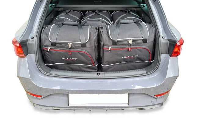 Kjust Kjust Reistassenset voor Cupra Leon stationwagen vanaf 2020 - Set van 5 Tassen met 3 Roltassen en 2 Sporttassen Harvest Automotive 1