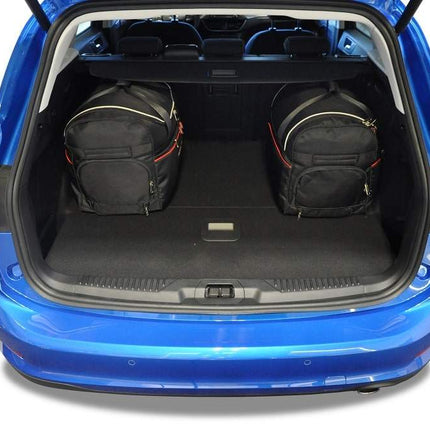 Kjust Kjust Reistassenset voor Ford Focus Wagon vanaf 2018 - Set van 5 Tassen met 3 Roltassen en 2 Sporttassen Harvest Automotive 4