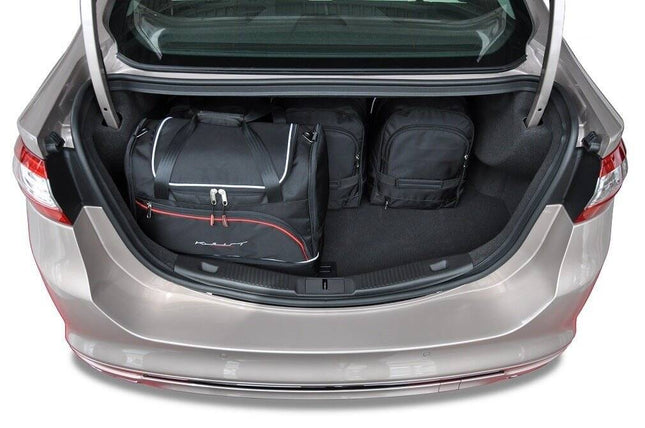 Kjust Kjust Reistassenset voor Ford Mondeo Sedan 2014-2022 - Set van 5 Tassen met 3 Roltassen en 2 Sporttassen Harvest Automotive 2