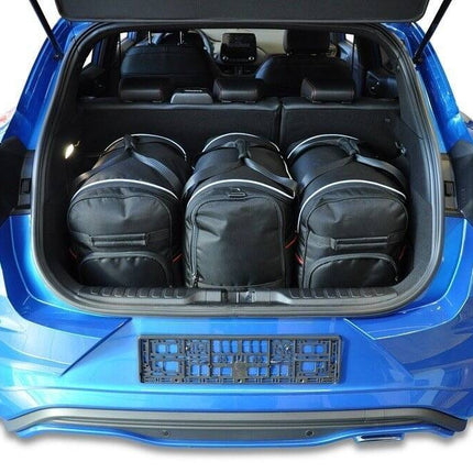 Kjust Kjust Reistassenset voor Ford Puma vanaf 2019 - Set van 3 Tassen met 2 Roltassen en 1 Sporttas Harvest Automotive 1