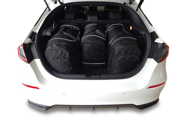 Kjust Kjust Reistassenset voor Honda Civic 5-deurs vanaf 2022 - Set van 4 Tassen met 2 Roltassen 1 Sporttas en 1 Vliegtuigtas Harvest Automotive 2
