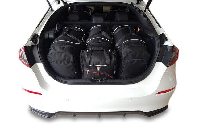 Kjust Kjust Reistassenset voor Honda Civic 5-deurs vanaf 2022 - Set van 4 Tassen met 2 Roltassen 1 Sporttas en 1 Vliegtuigtas Harvest Automotive 1