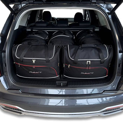Kjust Kjust Reistassenset voor Kia Sorento 2020-2024 - Set van 5 Tassen met 3 Roltassen en 2 Vliegtuigtassen Harvest Automotive 1
