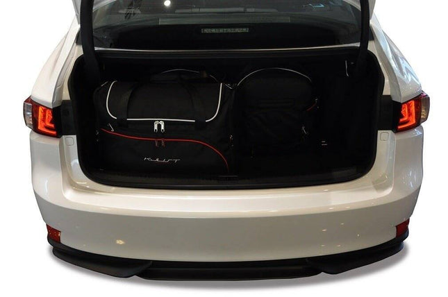 Kjust Kjust Reistassenset voor Lexus IS Sedan vanaf 2013 - Set van 4 Tassen met 2 Roltassen en 2 Vliegtuigtassen Harvest Automotive 2