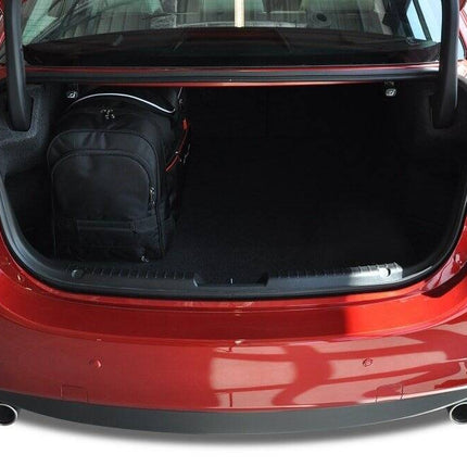 Kjust Kjust Reistassenset voor Mazda 6 Sedan 2013-2024 - Set van 5 Tassen met 3 Roltassen en 2 Vliegtuigtassen Harvest Automotive 6