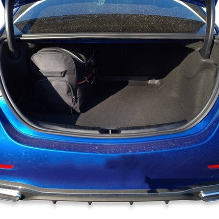 Kjust Kjust Reistassenset voor Mercedes Benz C-Klasse Limousine vanaf 2021 - Set van 5 Tassen met 2 Roltassen 2 Sporttassen en 1 Vliegtuigtas Harvest Automotive 5