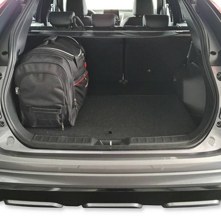 Kjust Kjust Reistassenset voor Mitsubishi Eclipse Cross vanaf 2017 - Set van 4 Tassen met 2 Roltassen en 2 Sporttassen Harvest Automotive 4