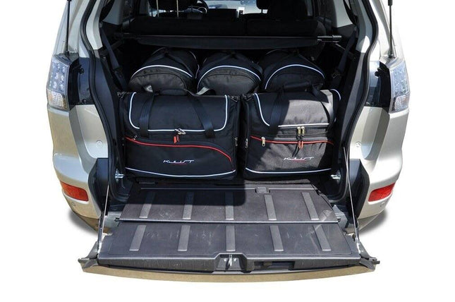 Kjust Kjust Reistassenset voor Mitsubishi Outlander 2007-2013 - Set van 5 Tassen met 3 Roltassen en 2 Vliegtuigtassen Harvest Automotive 1