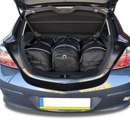 Kjust Kjust Reistassenset voor Opel Astra 3-deurs Sporthatch 2005-2011 - Set van 3 Tassen met 2 Roltassen en 1 Sporttas Harvest Automotive 1