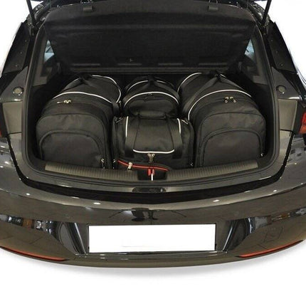 Kjust Kjust Reistassenset voor Opel Astra 5-deurs 2015-2022 - Set van 4 Tassen met 2 Roltassen 1 Sporttas en 1 Vliegtuigtas Harvest Automotive 1