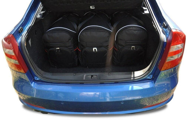 Kjust Kjust Reistassenset voor Skoda Octavia 5-deurs 2009-2013 - Set van 5 Tassen met 3 Roltassen en 2 Sporttassen Harvest Automotive 2