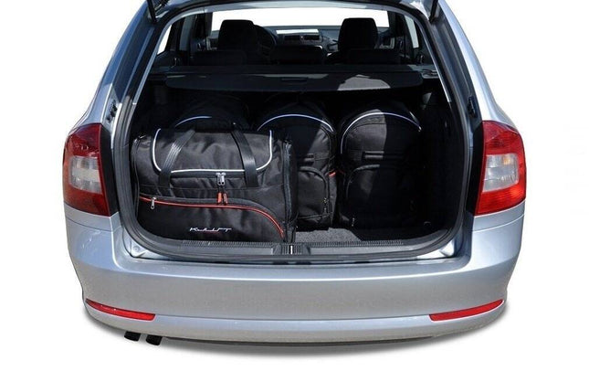 Kjust Kjust Reistassenset voor Skoda Octavia stationwagen 2009-2013 - Set van 5 Tassen met 3 Roltassen en 2 Sporttassen Harvest Automotive 2