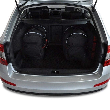 Kjust Kjust Reistassenset voor Skoda Octavia stationwagen 2013-2020 - Set van 5 Tassen met 3 Roltassen en 2 Sporttassen Harvest Automotive 4