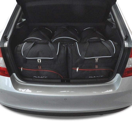 Kjust Kjust Reistassenset voor Skoda Rapid 5-deurs vanaf 2012 - Set van 5 Tassen met 3 Roltassen en 2 Sporttassen Harvest Automotive 1