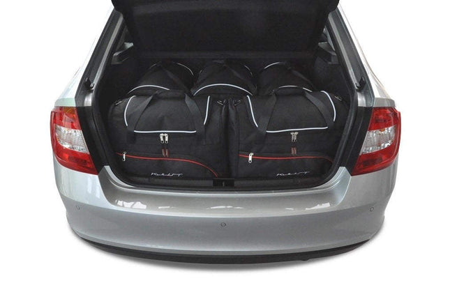 Kjust Kjust Reistassenset voor Skoda Rapid 5-deurs vanaf 2012 - Set van 5 Tassen met 3 Roltassen en 2 Sporttassen Harvest Automotive 1