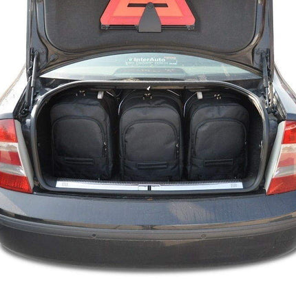 Kjust Kjust Reistassenset voor Skoda Superb Sedan 2002-2008 - Set van 5 Tassen met 3 Roltassen en 2 Vliegtuigtassen Harvest Automotive 2