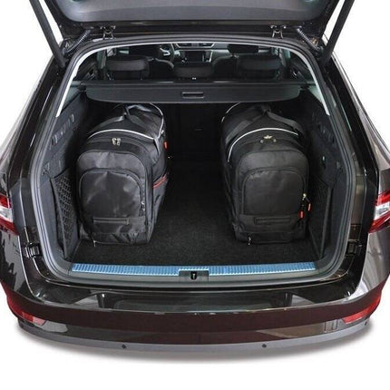 Kjust Kjust Reistassenset voor Skoda Superb stationwagen 2015-2024 - Set van 5 Tassen met 3 Roltassen en 2 Vliegtuigtassen Harvest Automotive 4