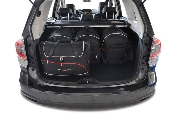 Kjust Kjust Reistassenset voor Subaru Forester 2013-2019 - Set van 5 Tassen met 3 Roltassen en 2 Vliegtuigtassen Harvest Automotive 2