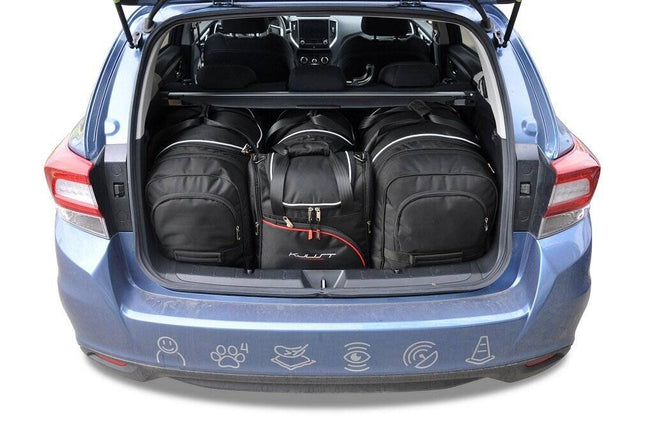 Kjust Kjust Reistassenset voor Subaru Impreza 5-deurs vanaf 2018 - Set van 4 Tassen met 2 Roltassen 1 Sporttas en 1 Vliegtuigtas Harvest Automotive 1