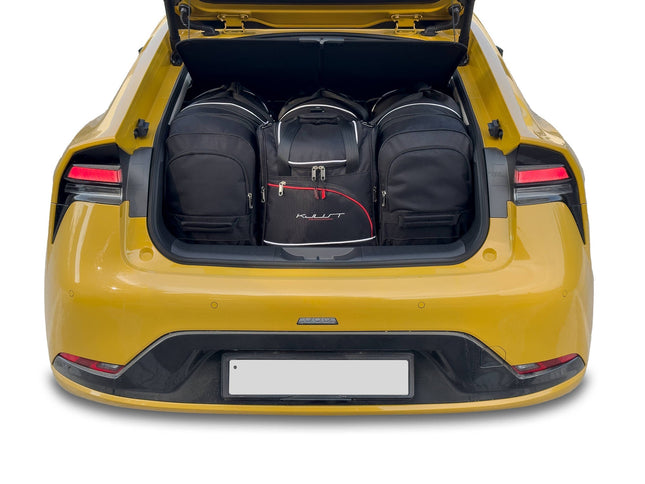 Kjust Kjust Reistassenset voor Toyota Prius 5-deurs vanaf 2023 - Set van 4 Tassen met 2 Roltassen 1 Sporttas en 1 Vliegtuigtas Harvest Automotive 1