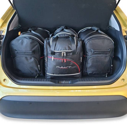 Kjust Kjust Reistassenset voor Toyota Yaris Cross vanaf 2021 - Set van 4 Tassen met 2 Roltassen 1 Sporttas en 1 Vliegtuigtas Harvest Automotive 5