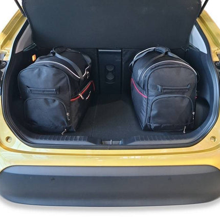 Kjust Kjust Reistassenset voor Toyota Yaris Cross vanaf 2021 - Set van 4 Tassen met 2 Roltassen en 2 Sporttassen Harvest Automotive 3