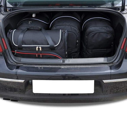 Kjust Kjust Reistassenset voor Volkswagen Passat Sedan 2005-2011 - Set van 5 Tassen met 3 Roltassen en 2 Vliegtuigtassen Harvest Automotive 2