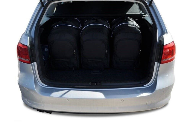 Kjust Kjust Reistassenset voor Volkswagen Passat Variant 2011-2014 - Set van 5 Tassen met 3 Roltassen en 2 Vliegtuigtassen Harvest Automotive 2