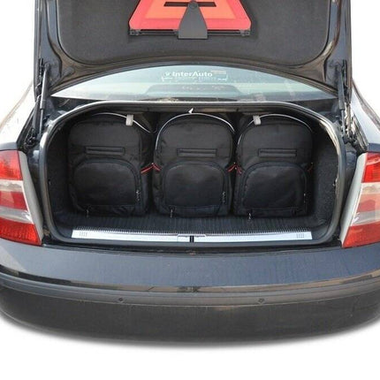 Kjust Reistassenset voor Skoda Superb Sedan 2002-2008 - Set van 5 Tassen met 3 Roltassen en 2 Sporttassen
