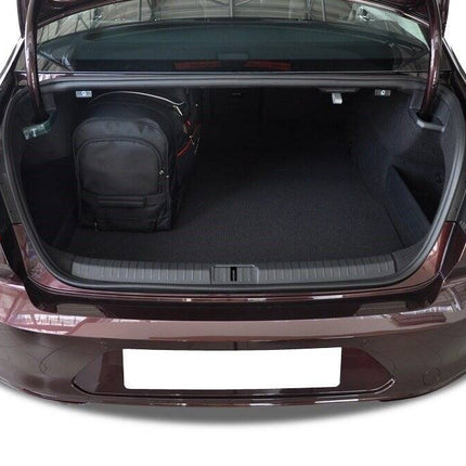 Kjust Reistassenset voor Volkswagen Passat Sedan 2014-2024 - Set van 5 Tassen met 3 Roltassen en 2 Sporttassen