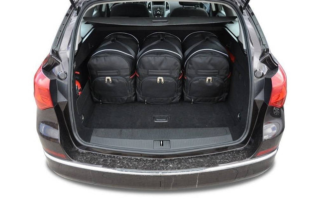 Kjust Reistassenset voor Opel Astra Sports Tourer 2010-2015 - Set van 5 Tassen met 3 Roltassen en 2 Vliegtuigtassen