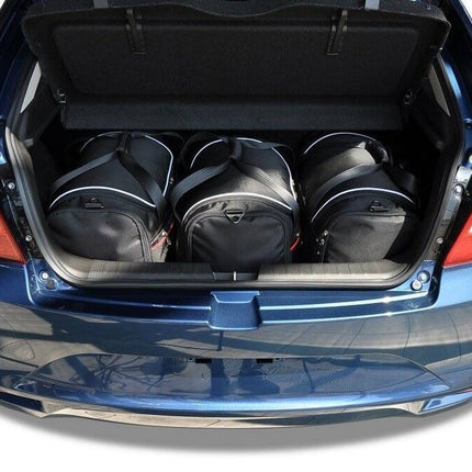 Kjust Reistassenset voor Suzuki Baleno 5-deurs vanaf 2016 - Set van 3 Tassen met 3 Sporttassen