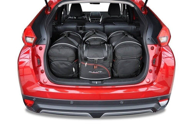 Kjust Reistassenset voor Mitsubishi Eclipse Cross vanaf 2017 - Set van 4 Tassen met 2 Roltassen 1 Sporttas en 1 Vliegtuigtas