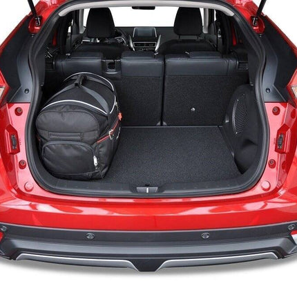 Kjust Reistassenset voor Mitsubishi Eclipse Cross vanaf 2017 - Set van 4 Tassen met 2 Roltassen 1 Sporttas en 1 Vliegtuigtas