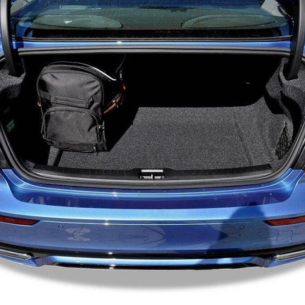 Kjust Reistassenset voor Volvo S60 Sedan 2019-2024 - Set van 5 Tassen met 3 Roltassen en 2 Vliegtuigtassen