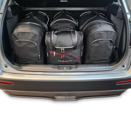 Kjust Reistassenset voor Suzuki Vitara 5-deurs 2015-2024 - Set van 4 Tassen met 2 Roltassen 1 Sporttas en 1 Vliegtuigtas