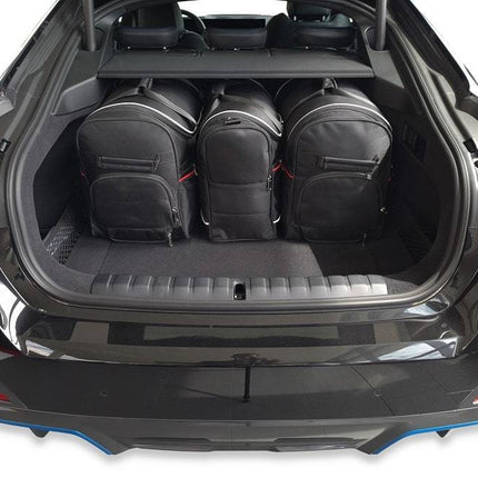 Kjust Reistassenset voor BMW i4 vanaf 2022 - Set van 5 Tassen met 2 Roltassen en 3 Vliegtuigtassen