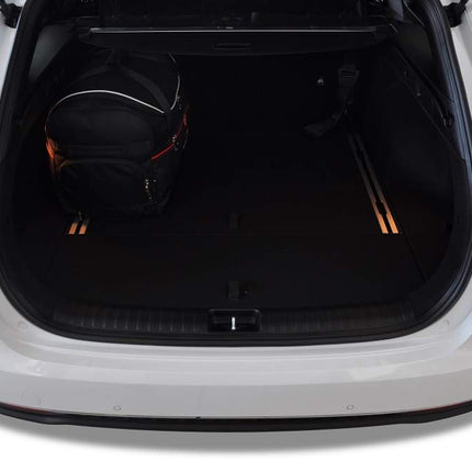 Kjust Reistassenset voor Kia Ceed Sportswagon vanaf 2018 - Set van 5 Tassen met 3 Roltassen en 2 Vliegtuigtassen